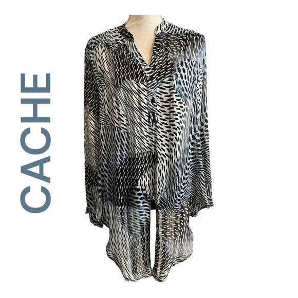 ✨‎ Cache Blue/Black Cheetah print colored loose fitting blouse with tie front. - Picture 2 of 15